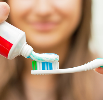 Важность регулярной чистки зубов
